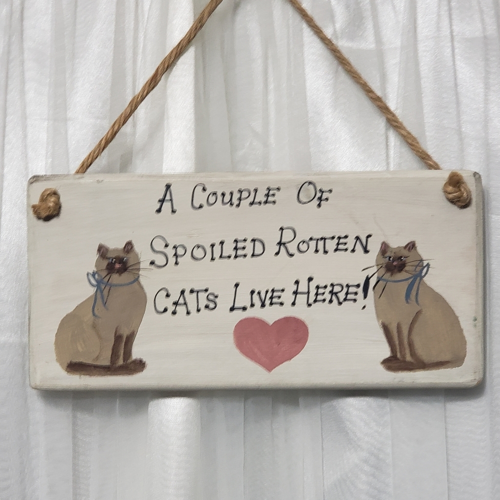 Kitty Cat Hanging Wall Decor Painted Wood - Picture 7 of 7